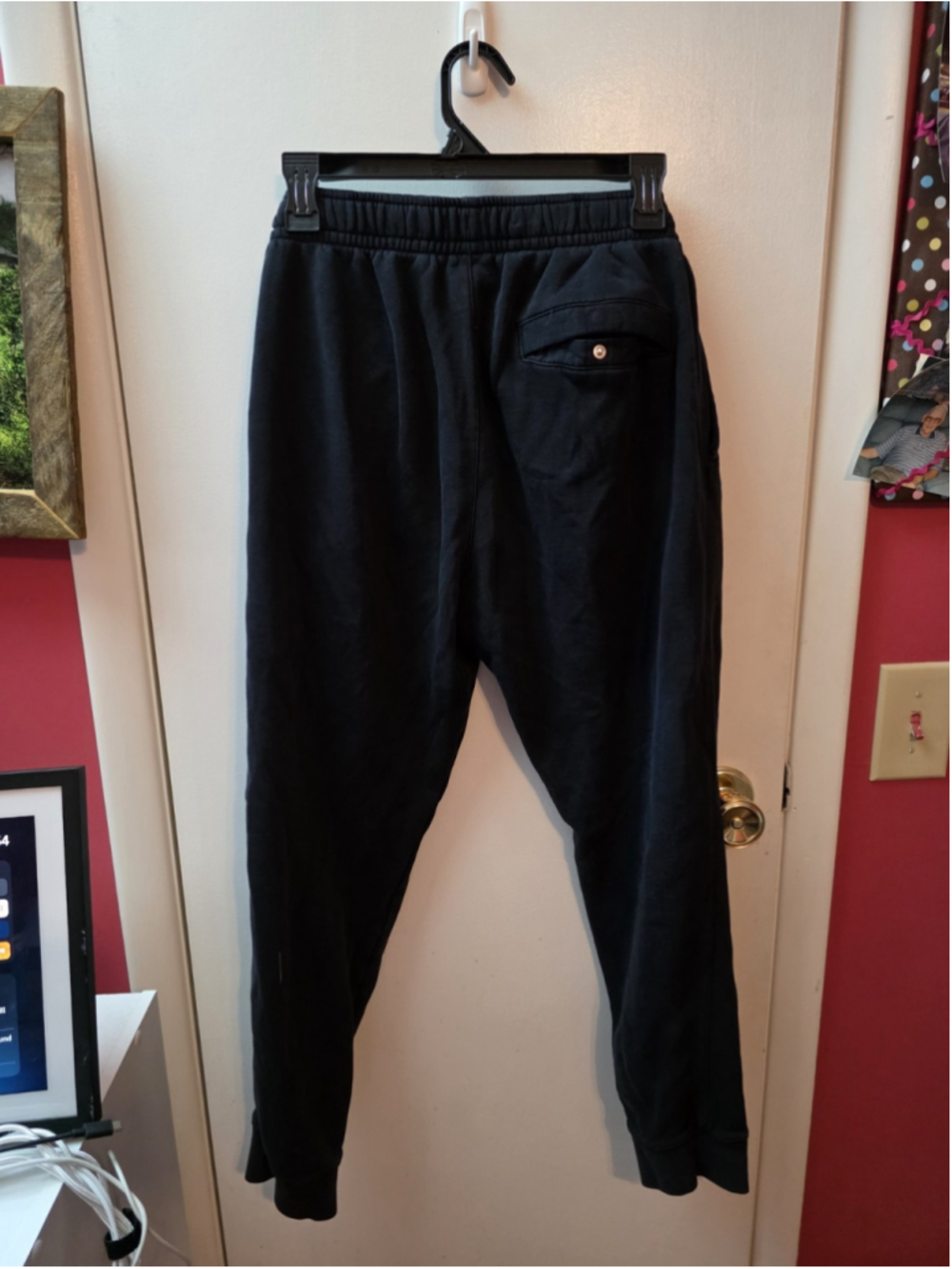 Nike Club Fleece Jogger Sweatpants Womens Small Black Elastic Waist Swoosh Logo - Picture 5 of 10